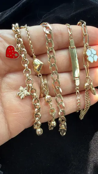 Pulseras de Oro Variadas en Venta