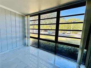 Hermoso y Moderno Apartamento para la Renta 2/2