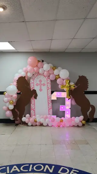Hermosa Decoración de Fiesta para Bautizo