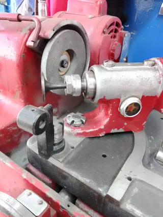 Dos Equipos ara Reparar Culatas