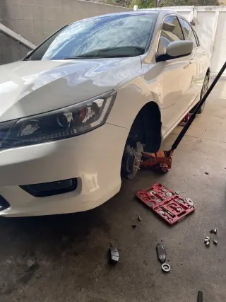Servicios de Mecánica Automotriz - Frenos y Suspensión