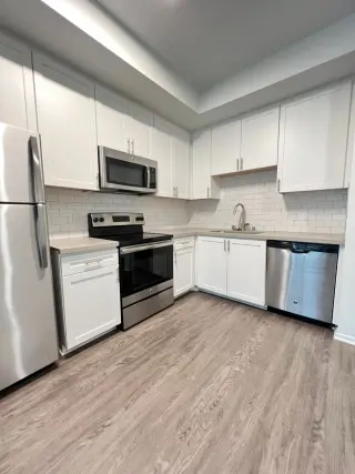 Huge Loft-Style Studios w/ Sleeping Alcove & Oversized Balconies. Pool & Gym