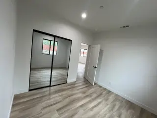 ADU/ Casita nueva de renta 2 Recámaras y una oficina