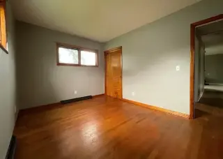 Charming ranch home conveniently family house
