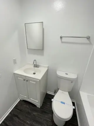 Modern 2 Bedroom Gem | Fully Renovated |