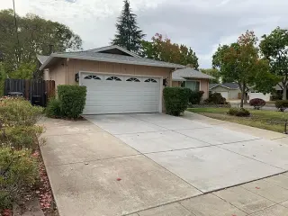 CHARMING SINGLE FAMILY HOUSE FOR RENT