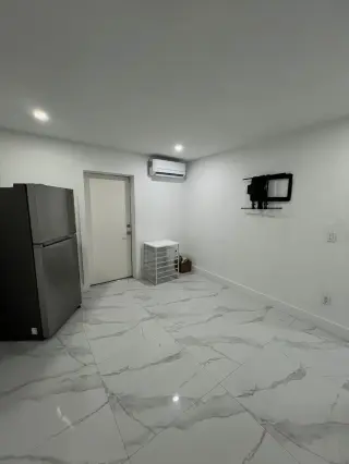 🏠 ¡Como Nuevo! Efficiency de 1 Habitación con Todas las Comodidades