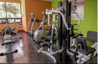 Apartamento en nivel alto en renta en zona 11 de Mixco