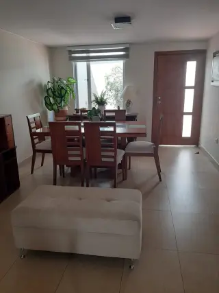 DE OPORTUNIDAD...CASA ACOGEDORA EN CUMBAYA