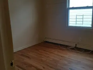 * NEWLY RENOVATED HOUSE *