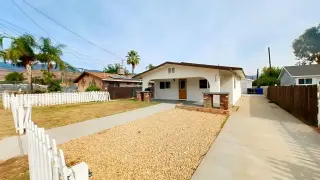 Bienvenido a esta encantadora casa de 2 recamaras y 1 baño ubicada