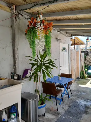 Habitación amoblada independiente.