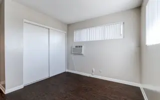 2 Bedroom Apt in Riverside