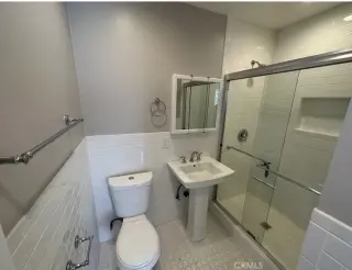 2 habitaciones y 2 baños en Old Towne Orange.