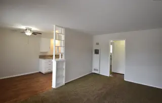 Beautiful Upstairs 1-Bedroom Apartment in Covina