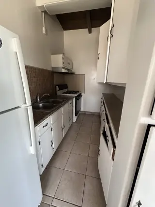 Large unit utilities included