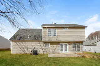 Beautiful 3-Bedroom, 2.5-Bathroom Home for Rent!