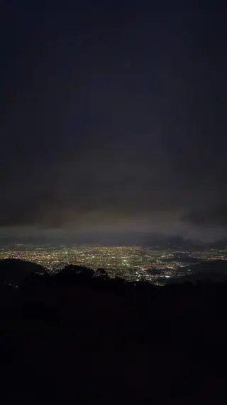 Terreno en Venta con Vistas Impresionantes a las Montañas