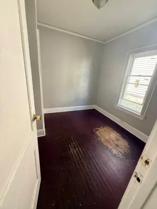 2 bedrooms apartment (Lower)