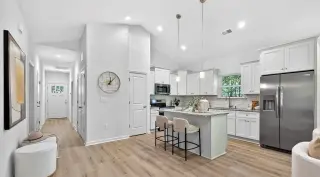 Modern Apartment Available for Rent