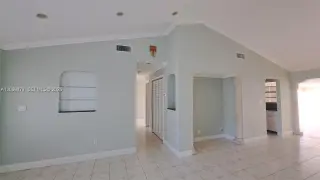 Villa 3/2 For Rent en Kendall