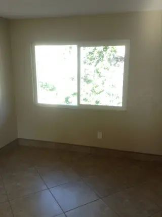 Apartamento  Colton Ca  2 cuartos 1 Bano