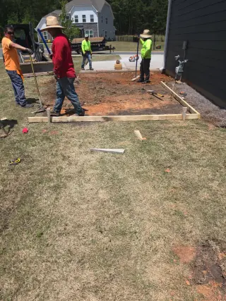 LT Concrete LLC
