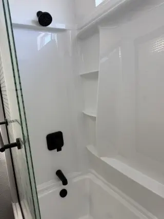 Fullerton 2 Bedroom 1 bath Apartment with A/C