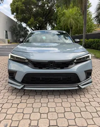 ✨ Oportunidad imperdible/ 🚘 Honda Civic Sport HB 2023/ 🛣️ Millas 17.748