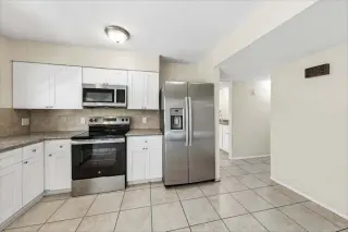 🏡 Beautiful 3-Bedroom, 2-Bathroom Home for Rent!