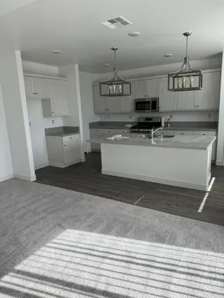 Flooring & Carpet