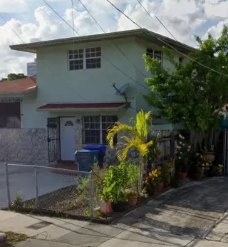 2433 SW 11th St, Miami, FL 33135