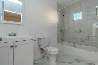 NEW  CONSTRUCTIONS: 4 BD/3 BATH TOWNHOME IN SOUTH CENTRAL LOS ANGELES