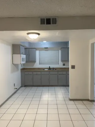 2 RECAMARAS 1 BAÑO