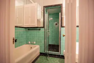 SPACIOUS 1 BED/ 1 BATH APARTMENT IN WESTCHESTER LOS ANGELES