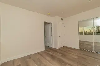 NEW  CONSTRUCTIONS: 4 BD/3 BATH TOWNHOME IN SOUTH CENTRAL LOS ANGELES