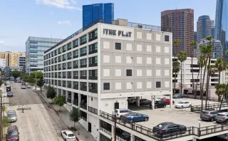 The Flat DTLA - STUDIO - $1350