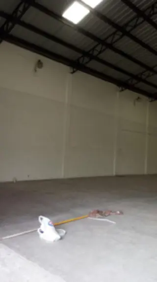 Alquilo Nave de 350 m2 en Zona Oriental