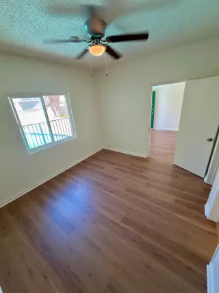 Glendale: 1 recámara, piscina y parking | $1,810/mes