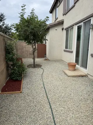 ADU EN RENTA EN HEMET – $1,800 AL MES