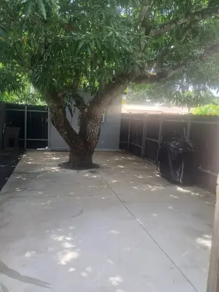 EFFICENCE MIAMI GARDENS