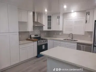 Cardenas contrucion  and remodeling.