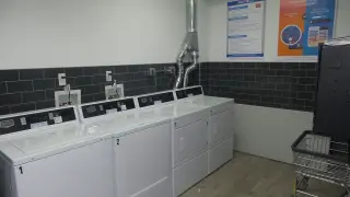 LUXURY APARTMENT IN JAMAICA ESTATES 1bed/1bath