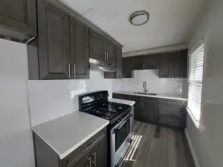 very cozy and beautiful 1 Bedroom 1 Bathroom available for immediate move in