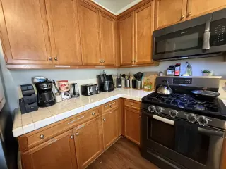 BUSCO AYUDA LIMPIEZA HABITACIONES EN LANCASTER CA. 93534