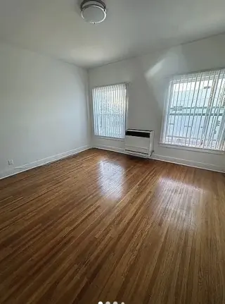 1 dormitorio, 1 baño. Muy buen estado.