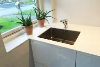 Corian de seis mm de espesor para cocinas, counters, paredes, techos, fachadas