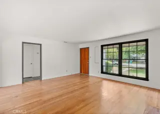 This home offers an unparalleled lifestyle of convenience