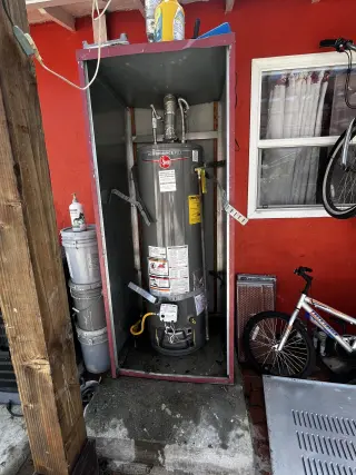 Santos Handyman