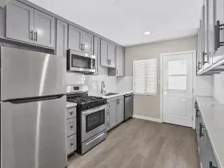 1 BED, 1 BATH FORT LAUDERDALE, FL